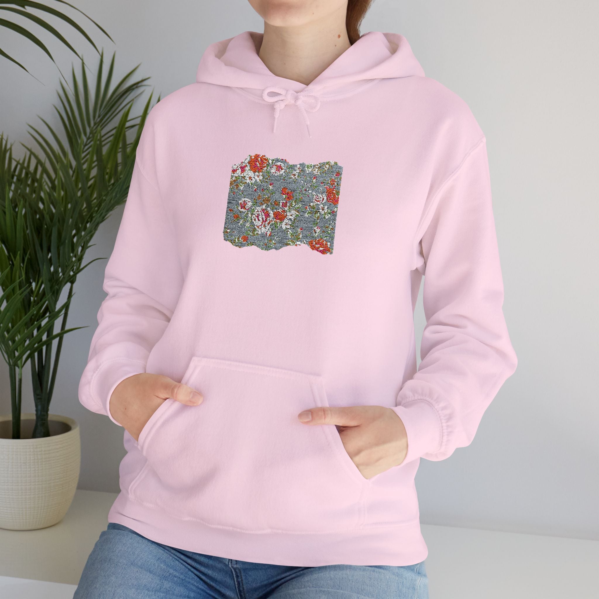 Mo Flower - Unisex Heavy Blend™ Hooded Sweatshirt