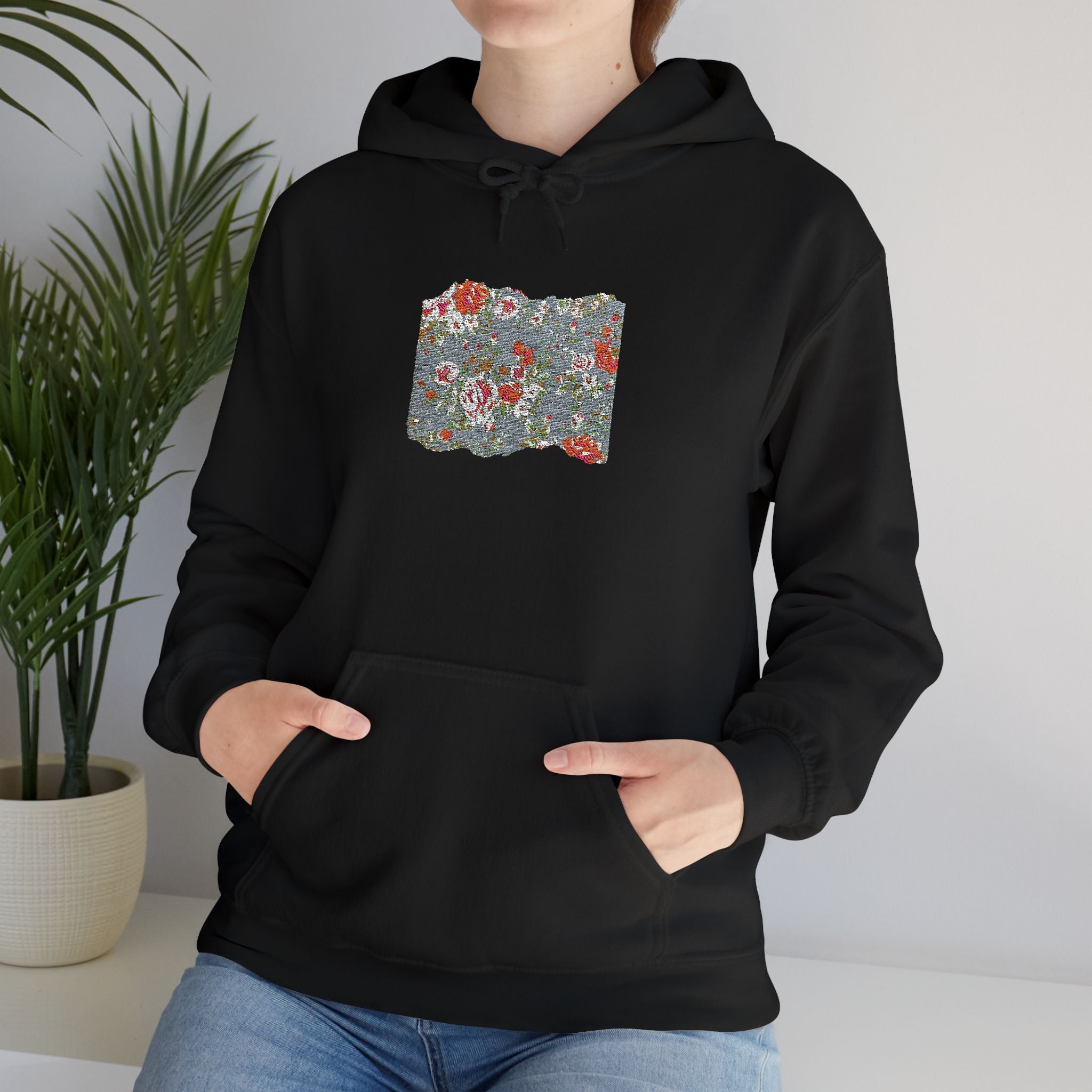 Mo Flower - Unisex Heavy Blend™ Hooded Sweatshirt