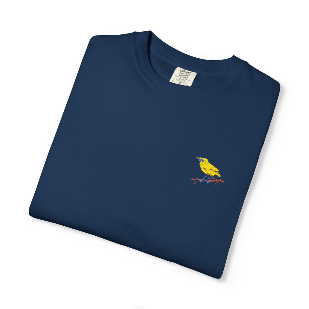 Bird Playful Graphic Unisex T-Shirt - Perfect for Everyday Wear